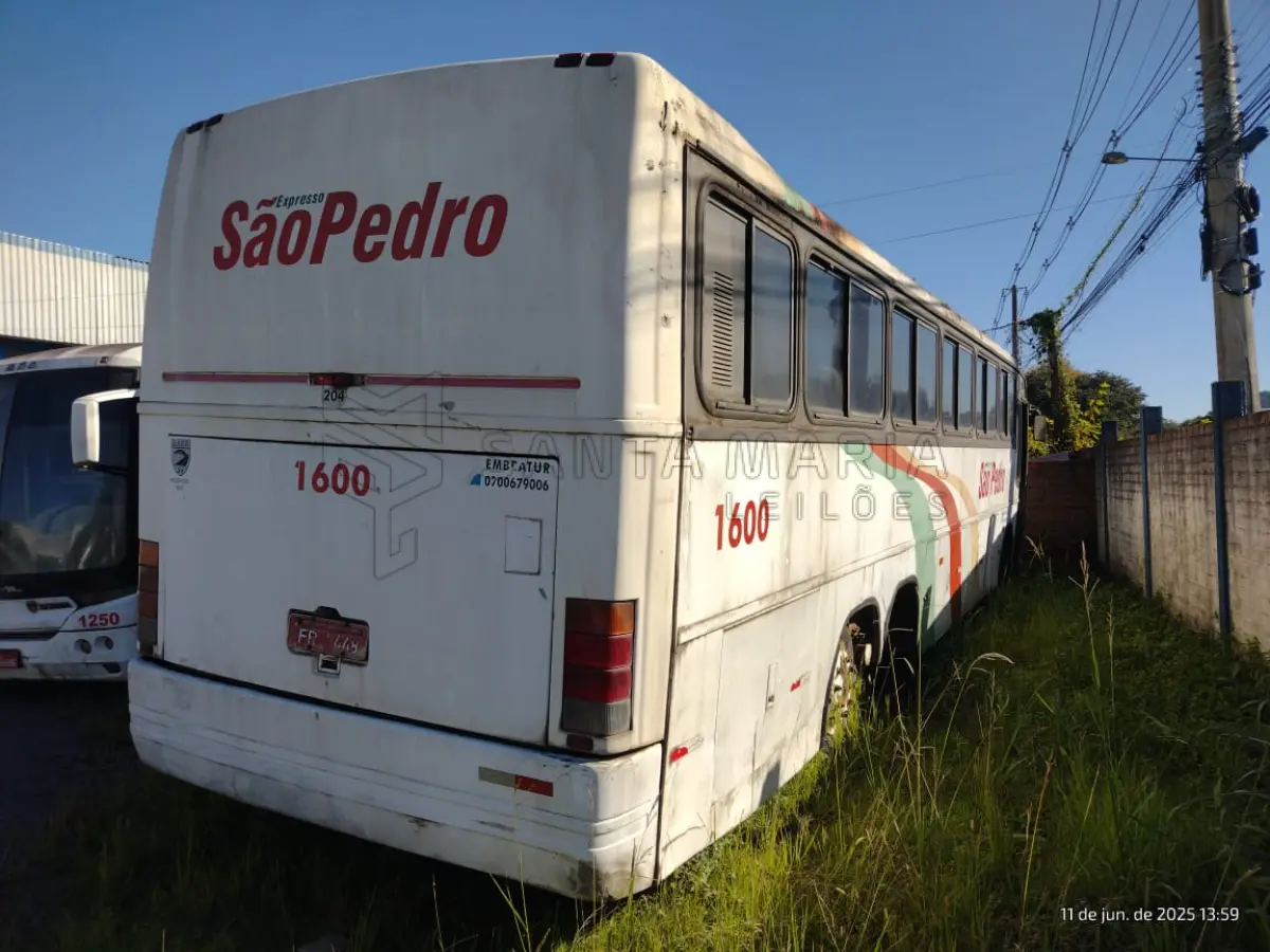 LOTE 021 - Ônibus M.BENZ/OF 1620, ano/modelo 1996/1997, placas IFR7448, RENAVAM 664529127, na cor branca, situação: ruim/motor.