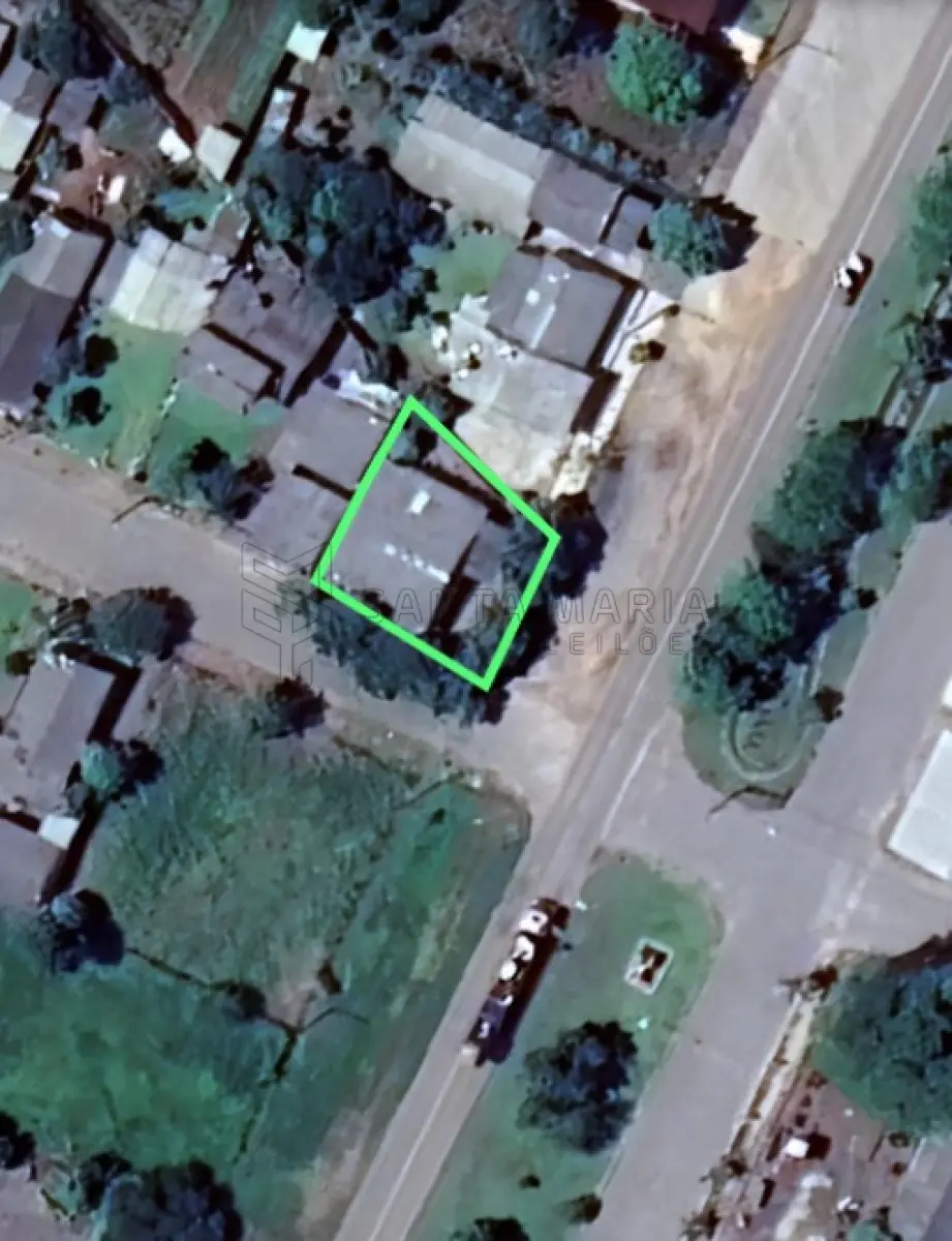 LOTE 002 - Terreno com a área superficial de 397m² localizado na Avenida Eugênio Gentil Muller nº 430 em Restinga Seca/RS, no quarteirão formado pelas ruas Ricardo Muller, Vicente Cardoso, Emilio Henrique Nagel e Faixa de Domínio da RSC 149, com as seguintes medidas e confrontações: ao Norte, pela frente, mede 20m com a rua Ricardo Muller, lado ímpar; ao Sul, mede 21,89 com o lote n°8; a Oeste, mede 15,40m; e, ao Leste, mede 24,29m com o lote n°5. Distando 62m da esquina formada pela rua Ricardo Muller e rua Vicente Cardoso. Matriculado sob n° 8.337 do CRI de Restinga Seca/RS.