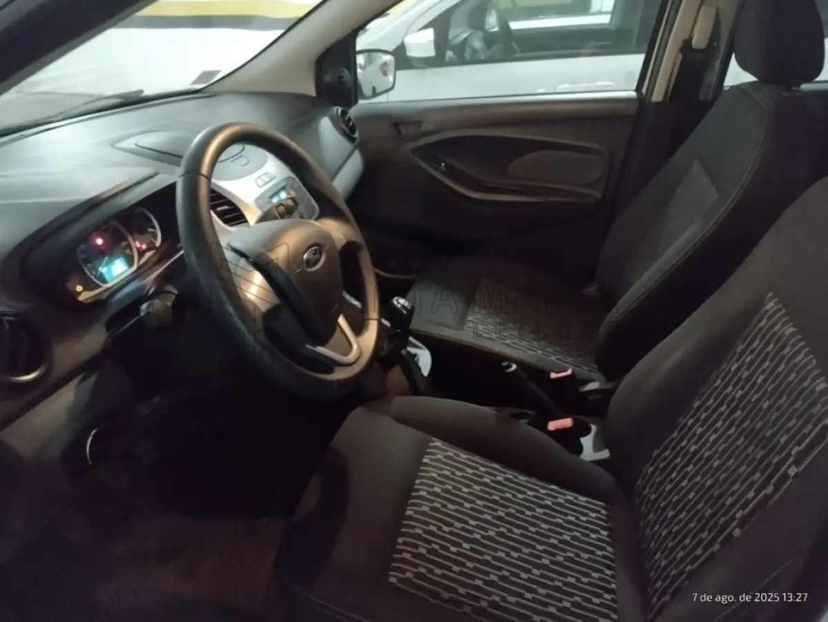 LOTE 007 - Veículo Ford Ka Hatch 1.5, 2014/2015, placas IWD4605, 4 cilindros.