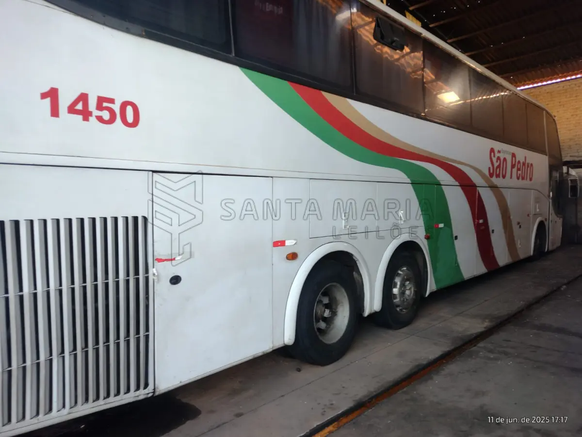 LOTE 013 - Ônibus MBENZ/MPOLO PARADISO LDR, ano/modelo 2003/2003, placas ILV7C82, RENAVAM 828722013, na cor branca, situação: rodando.