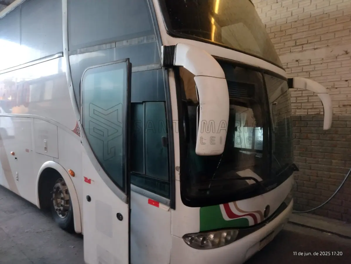 LOTE 013 - Ônibus MBENZ/MPOLO PARADISO LDR, ano/modelo 2003/2003, placas ILV7C82, RENAVAM 828722013, na cor branca, situação: rodando.