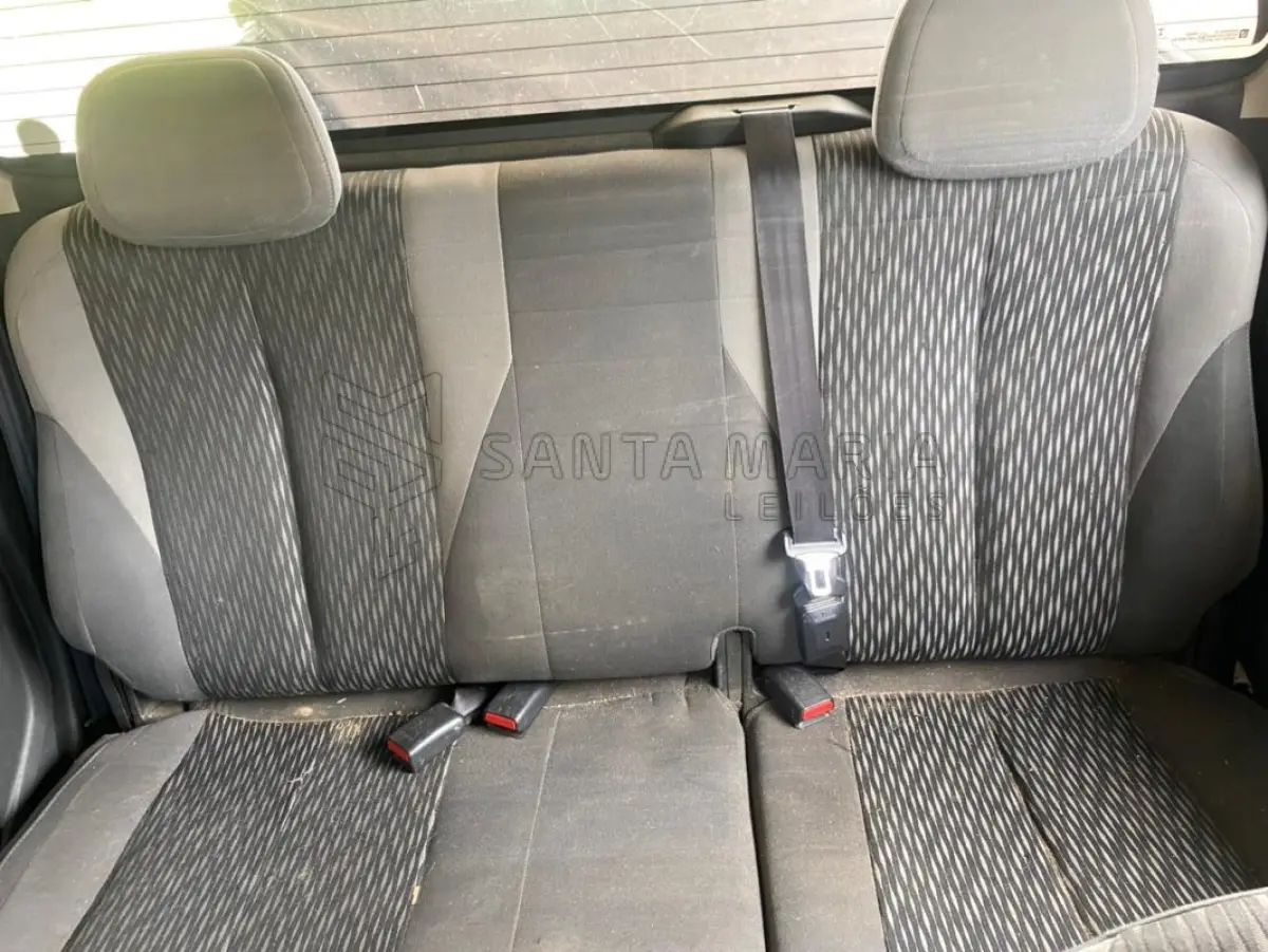 LOTE 001 - Caminhonete marca/modelo CHEVROLET/S10 LT DD4A, ano/modelo 2014/2015, placa IVY9551, RENAVAM 1021050382, cor cinza.