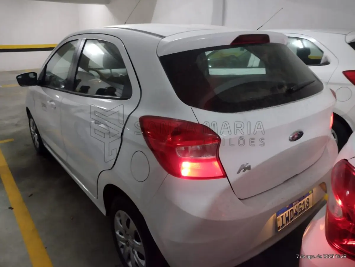 LOTE 005 - Veículo Ford Ka Hatch 1.5, 2014/2015, placas IDW4G18, 4 cilindros.