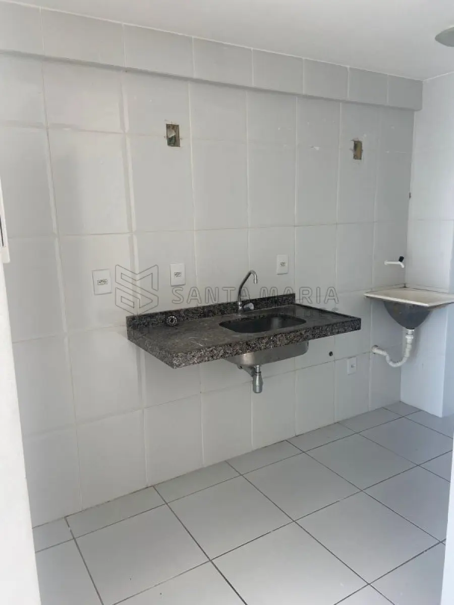 LOTE 009 - Apartamento 1501 do edifício Residencial Villes De France situado à Avenida Prudente de Morais, nº 394, bairro Petrópolis em Natal/RN, e o box garagem 06, com área real privativa de 69,283, área real comum de 30,207 e área real total de 99,490 fração ideal de 0,007387 do imóvel n°25.621 do CRI de Natal/RS.