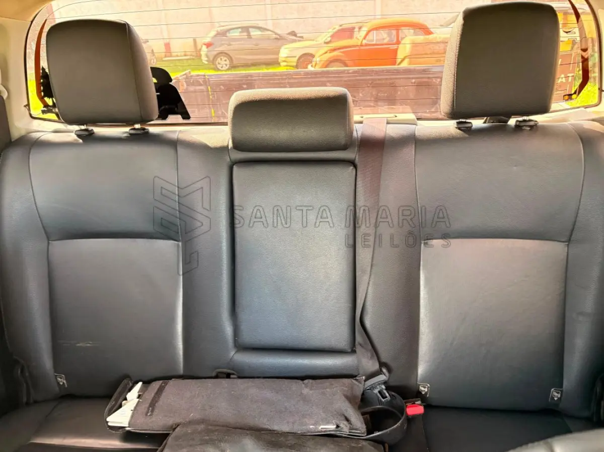 LOTE 001 - Caminhonete TOYOTA HILUX CDSRXA4FD, ano/modelo 2017/2018, placas IYH6I00, RENAVAM 1141065298, na cor preta.