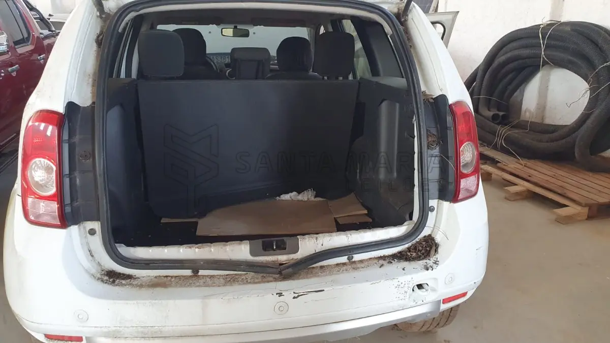 LOTE 001 - Camioneta RENAULT/DUSTER 20 D 4X2A, ano/modelo 2012/2013, placas ITS3909, RENAVAM 494294108, na cor branca.  Localização do bem: Deposito do leiloeiro. Agendamento para visitas através dos nossos contatos.