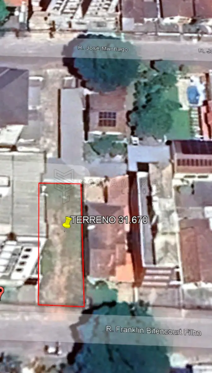 LOTE 001 - Um terreno com 300m² localizado na Rua Franklin Bittencourt Filho, entre o prédio n° 179 e a casa 65 no Bairro Camobi em Santa Maria/RS, terreno esse sem benfeitorias, designado sob o nº 171, da quadra nº 11, com as seguintes medidas e confrontações: 10m00 de largura na frente a Leste, para a Rua Franklin Bittencourt Filho, com igual medida nos fundos; ao Oeste, onde entesta com parte dos terrenos nºs 218 e 221; por 30m00 de extensão da frente a fundos, confrontando: por um lado ao Norte com o terreno nº 170; e, pelo outro lado, ao Sul, com o terreno nº 172. Matriculado sob n° 31.670 do CRI de Santa Maria/RS.