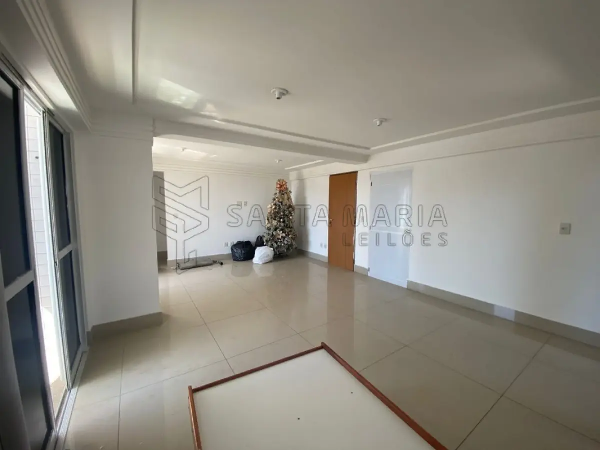 LOTE 007 - Apartamento 1301 e 1302 do edifício Residencial Villes De France situado à Avenida Prudente de Morais, nº 394, bairro Petrópolis em Natal/RN, e os boxes garagens 33 e 32, com área real privativa de 145,552, área real comum de 62,139 e área real total de 207,69 do imóvel n°25.621 do CRI de Natal/RS.