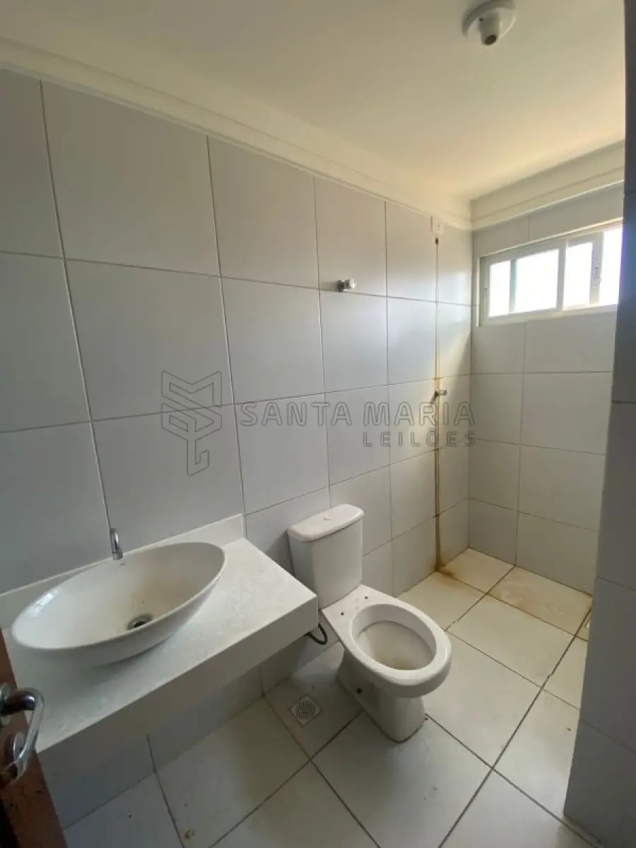 LOTE 007 - Apartamento 1301 e 1302 do edifício Residencial Villes De France situado à Avenida Prudente de Morais, nº 394, bairro Petrópolis em Natal/RN, e os boxes garagens 33 e 32, com área real privativa de 145,552, área real comum de 62,139 e área real total de 207,69 do imóvel n°25.621 do CRI de Natal/RS.