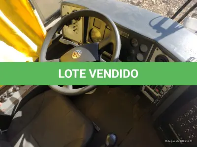 LOTE 003 - Ônibus VW/COMIL CAMPIONE R, ano/modelo 2010/2010, placas IRV9951, RENAVAM 324132387, na cor branca, situação: motor ok.