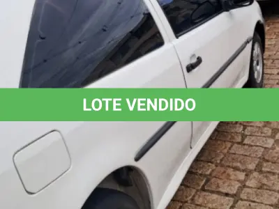 LOTE 001 - Veículo VW/GOL 1000I, ano/modelo 1995/1995, placas IDV4325, RENAVAM 642233560, na cor branca.