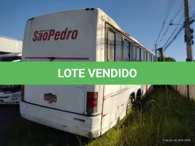 LOTE 005 - Ônibus M.BENZ/OF 1620, ano/modelo 1996/1997, placas IFR7448, RENAVAM 664529127, na cor branca, situação: ruim/motor.