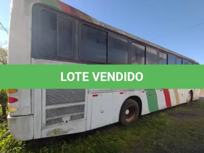 LOTE 002 - Ônibus M.BENZ/COMIL CAMPIONE R, ano/modelo 1998/1998, placas IIU7417, RENAVAM 715506498, na cor branca, situação: ruim.