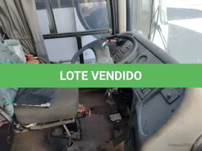 LOTE 002 - Ônibus M.BENZ/COMIL CAMPIONE R, ano/modelo 1998/1998, placas IIU7417, RENAVAM 715506498, na cor branca, situação: ruim.