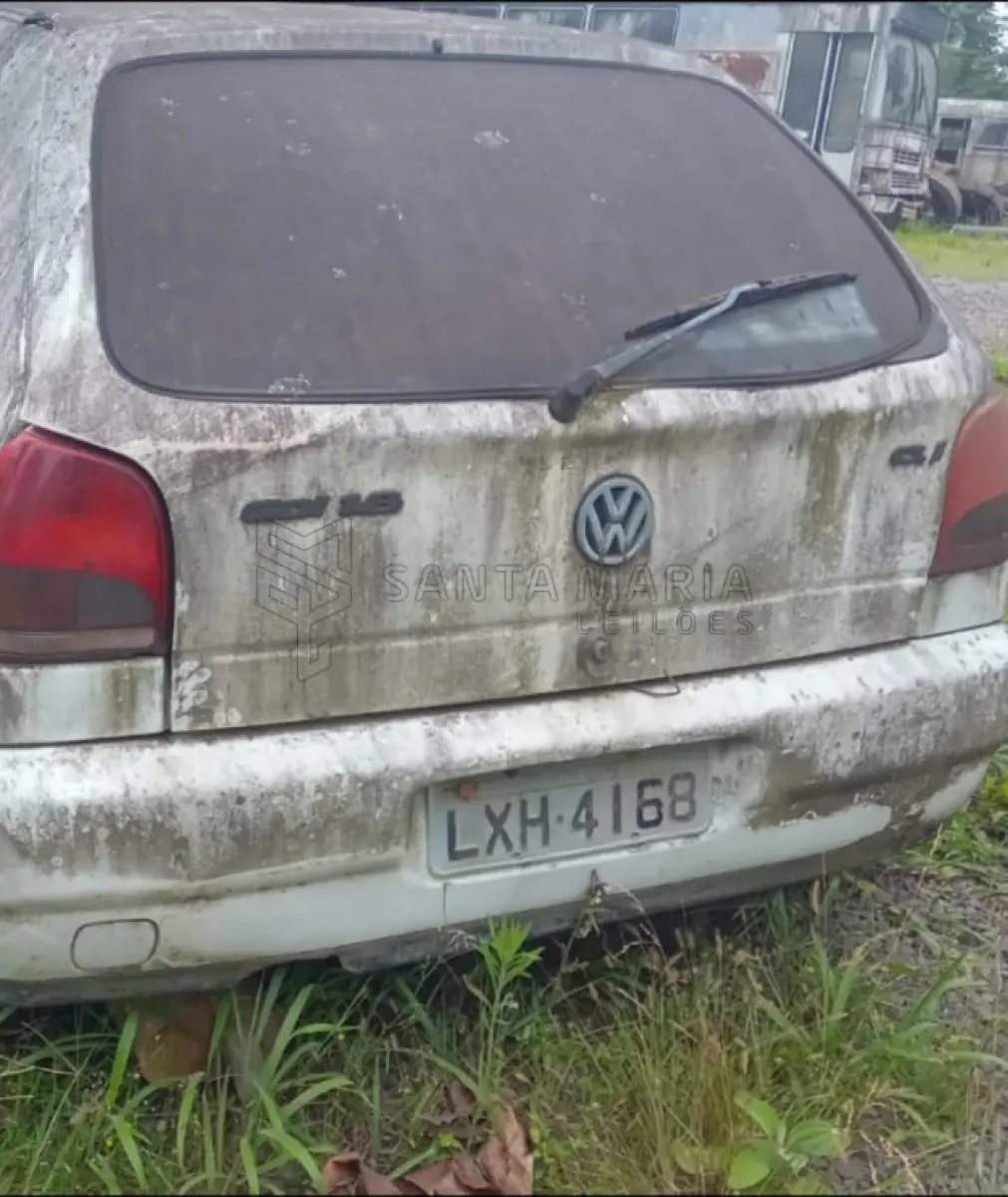 LOTE 001 - Veículo VW/GOL CLI 1.8, ano/modelo 1995/1995, placas LXH4168, RENAVAM 639999590, na cor branca. Localização do bem: Depósito credenciado ao Sicredi em Itaara/RS. Depositário: Valter Juarez Sanfelice.