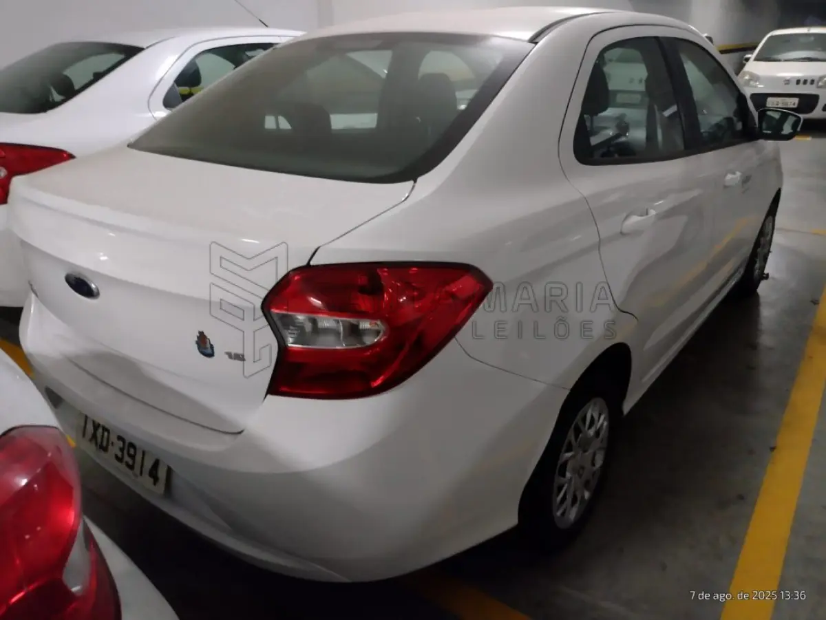 LOTE 008 - Veículo Ford Ka Sedan 1.5, 2015/2016, placas IXD3914, 4CIL.