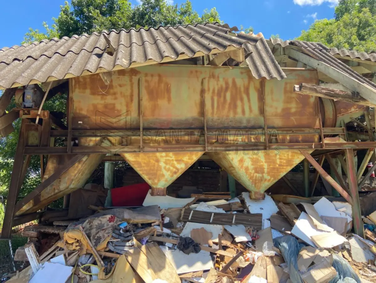 LOTE 006 - PENEIRA E ESTEIRA USINA DE RECICLAGEM