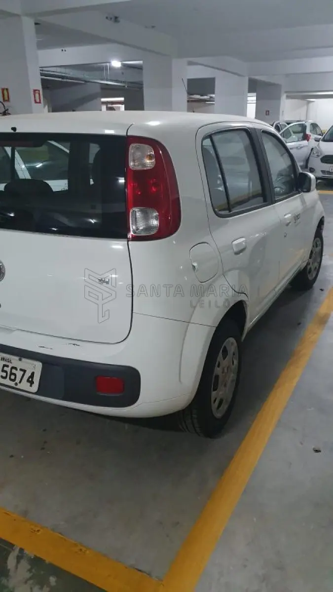 LOTE 003 - Veículo Uno 1.4, 2011/2012, placas ISQ5674.