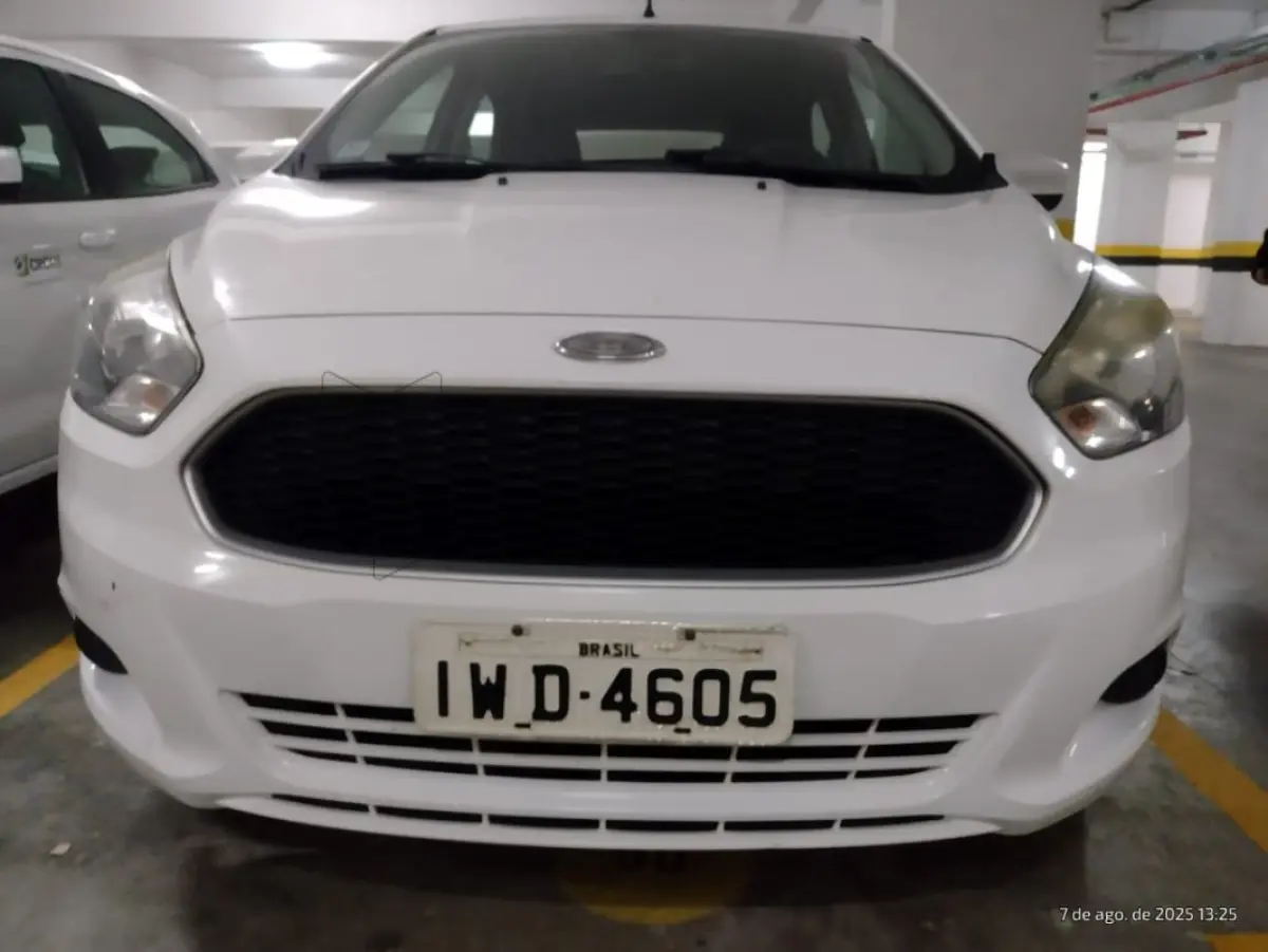 LOTE 007 - Veículo Ford Ka Hatch 1.5, 2014/2015, placas IWD4605, 4 cilindros.