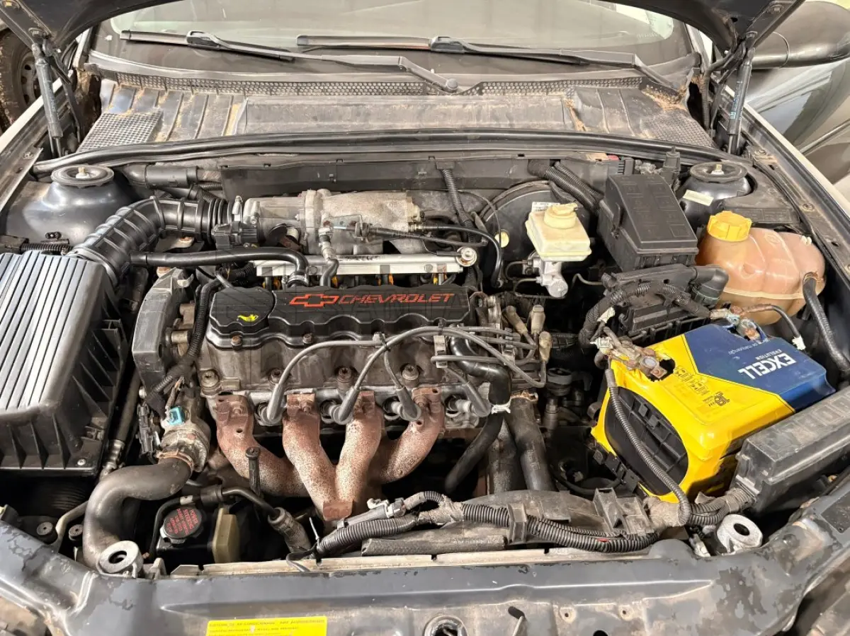 LOTE 001 - Veículo GM/VECTRA COLLECTION, ano/modelo 2005/2005, placas MIG1139, RENAVAM 854275622, na cor cinza.