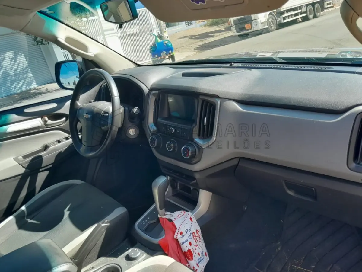 LOTE 001 - Caminhonete CHEVROLET/S10 LT DD4A, ano/modelo 2019/2020, placas IZU6J90, RENAVAM 1218178318, diesel, na cor cinza.