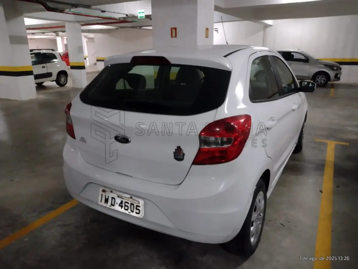 LOTE 007 - Veículo Ford Ka Hatch 1.5, 2014/2015, placas IWD4605, 4 cilindros.