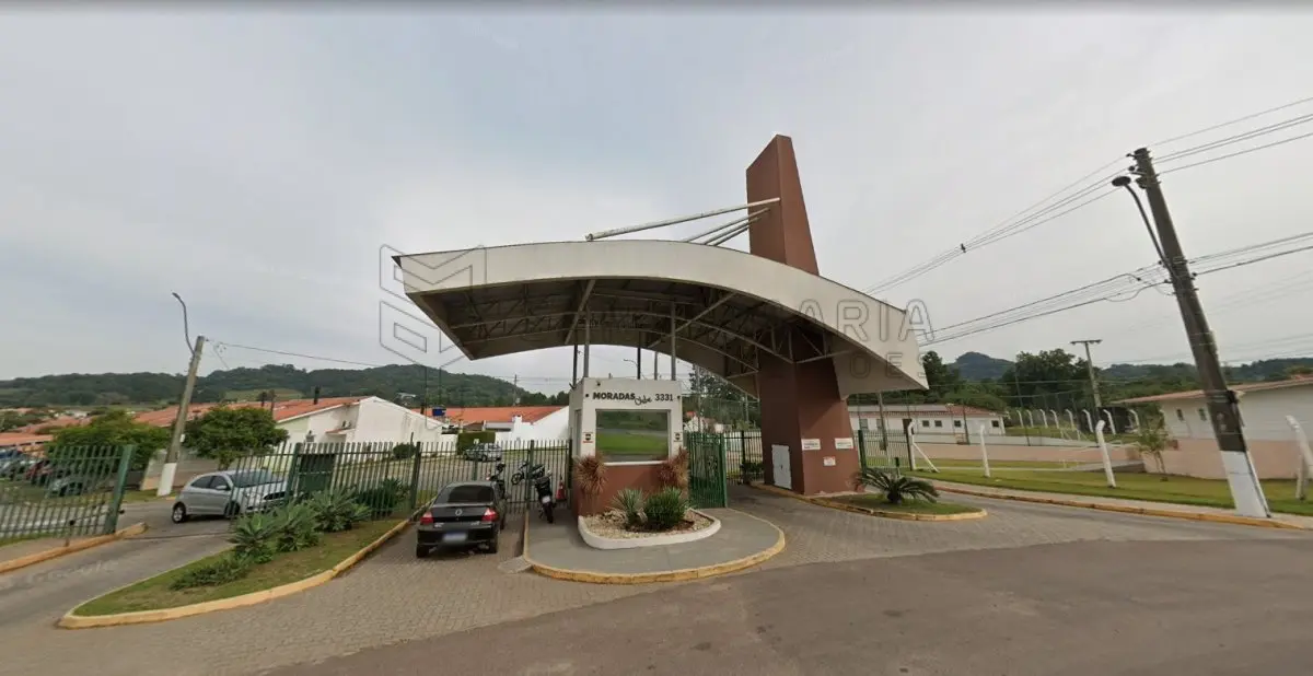 LOTE 001 - Box nº 223 da quadra A, do Condomínio Moradas Santa Maria I-  Condomínio 1A, localizado na Rua Pedro Santini, nº3.331 em Santa Maria/RS, com a área real total privativa de 12,50m², a qual corresponde a fração ideal de 0,000155 na área de 45.298,00m² do condomínio. Matriculado sob n° 142.798 do CRI de Santa Maria/RS.