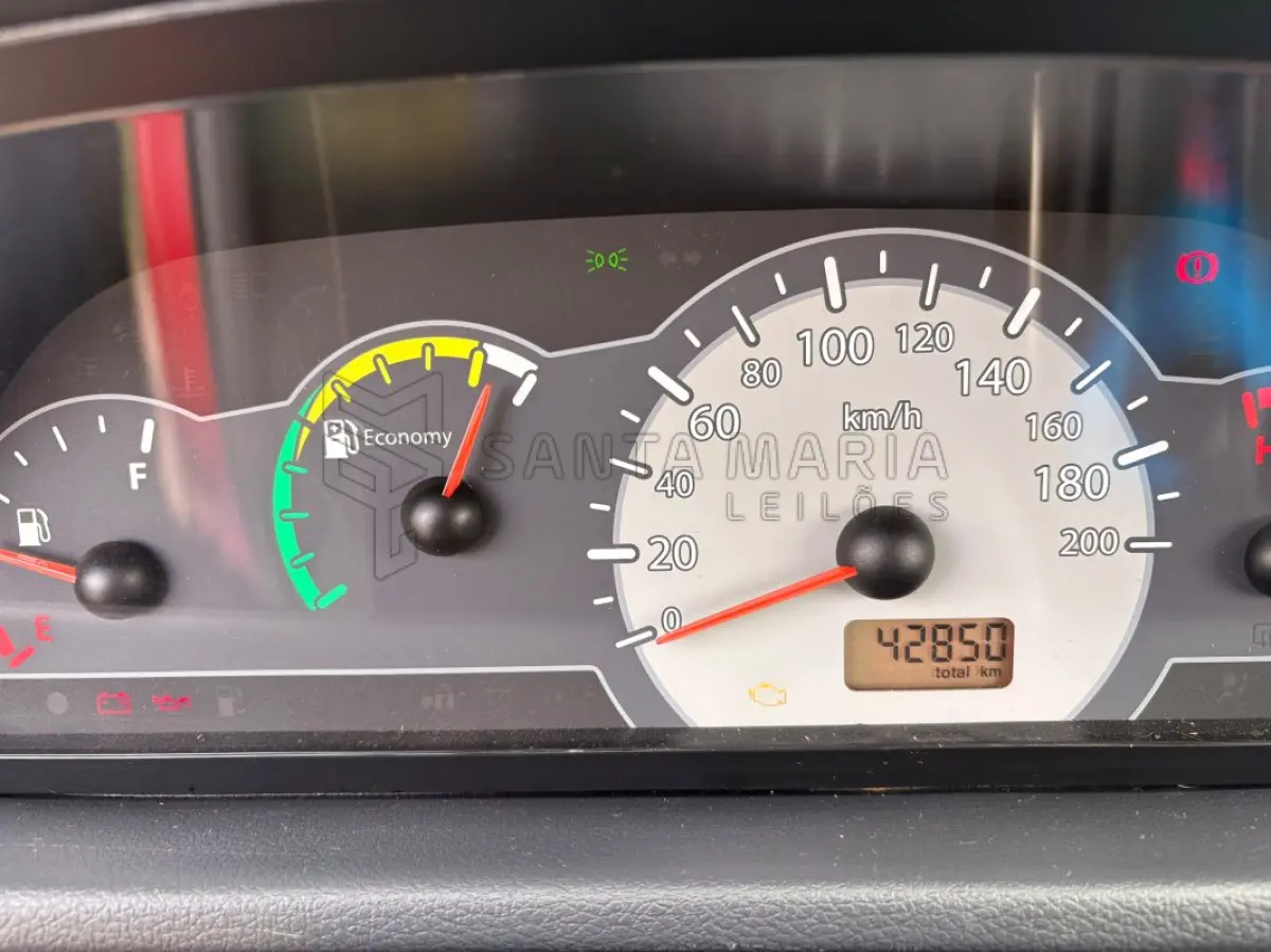 LOTE 001 - FIAT/UNO MILLE WAY ECONOMY, 2009/2010, 2 PORTAS COM 42.850KM.
