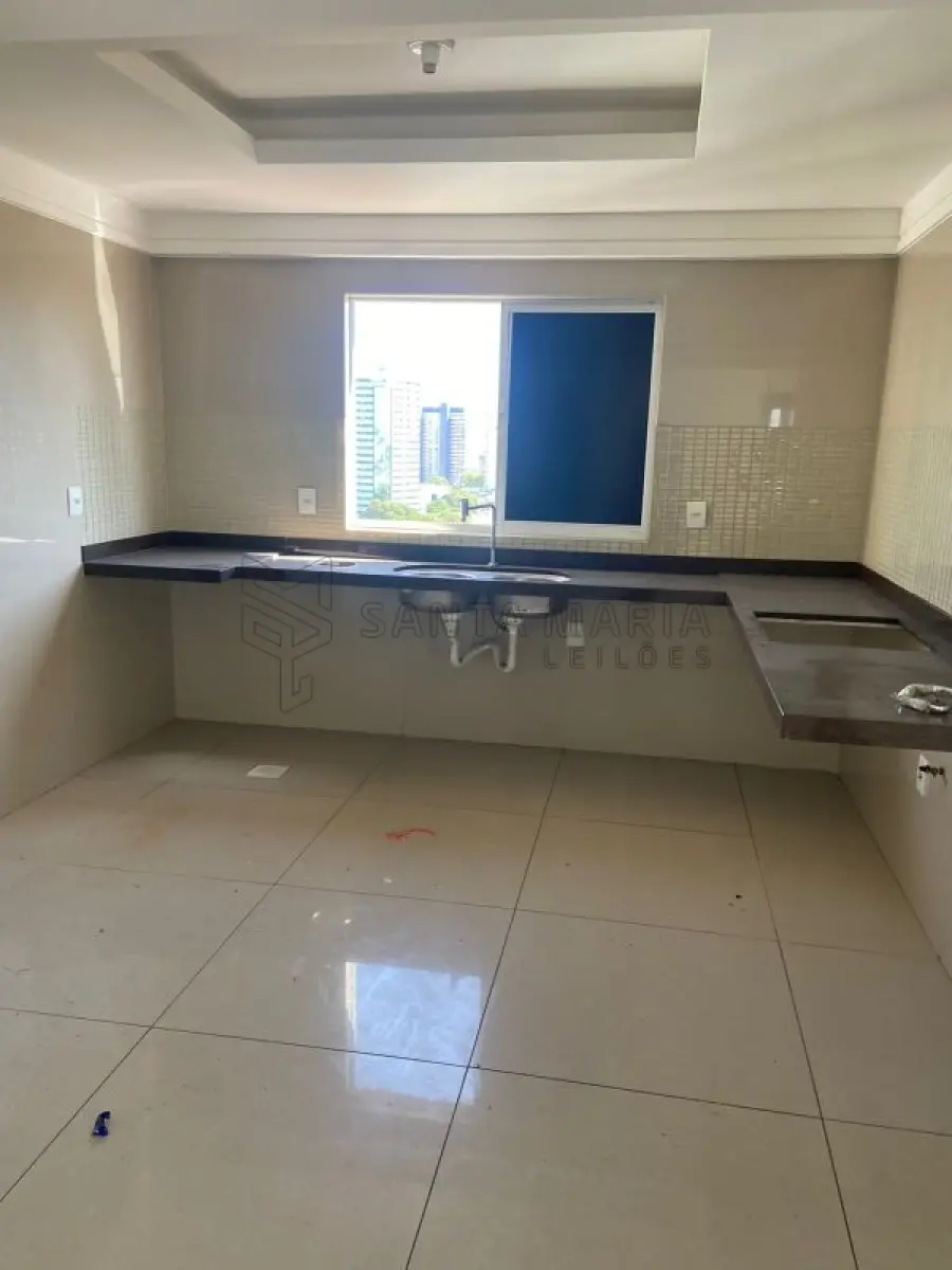 LOTE 007 - Apartamento 1301 e 1302 do edifício Residencial Villes De France situado à Avenida Prudente de Morais, nº 394, bairro Petrópolis em Natal/RN, e os boxes garagens 33 e 32, com área real privativa de 145,552, área real comum de 62,139 e área real total de 207,69 do imóvel n°25.621 do CRI de Natal/RS.