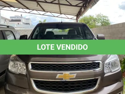 LOTE 001 - Caminhonete marca/modelo CHEVROLET/S10 LT DD4A, ano/modelo 2014/2015, placa IVY9551, RENAVAM 1021050382, cor cinza.