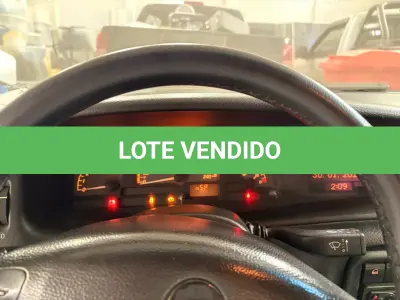 LOTE 001 - Veículo GM/VECTRA COLLECTION, ano/modelo 2005/2005, placas MIG1139, RENAVAM 854275622, na cor cinza.