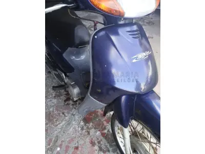 LOTE 001 - Motoneta HONDA/C100 BIZ ES, ano/modelo 2004/2004, placa ILX4270, RENAVAM 831656069, na cor azul.