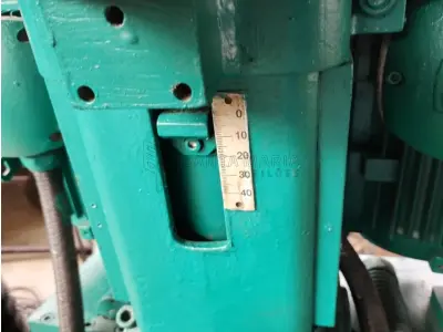 LOTE 004 - Duas máquinas, fresadoras chanfradeiras, BAUTEC, Italianas.   *Obs.: Prontas para uso. Fazem cortes das quinas em ângulos de 15 a 60 graus.