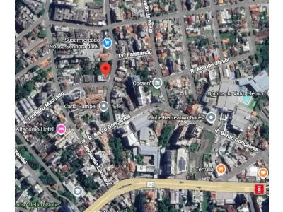 LOTE 001 - Apartamento 401-A, localizado no quinto pavimento ou terceiro andar do ‘’Edifício A Paineira’’, possuindo a área privativa de 85,035m², área real total de 90,135m², localizado na rua General Carneiro sob o nº391 e, pela rua Pinheiro Machado, sob o n°3170, correspondendo-lhe uma fração ideal de 0,0576 no terreno e nas coisas de uso comum. Matriculado sob n°55.560 do CRI de Santa Maria/RS.