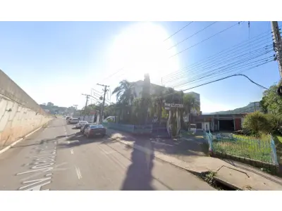 LOTE 001 - Terreno com aproximadamente 3.940m² com mais de 1.500m² de área construída em Santa Maria/RS.