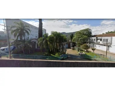 LOTE 001 - Terreno com aproximadamente 3.940m² com mais de 1.500m² de área construída em Santa Maria/RS.