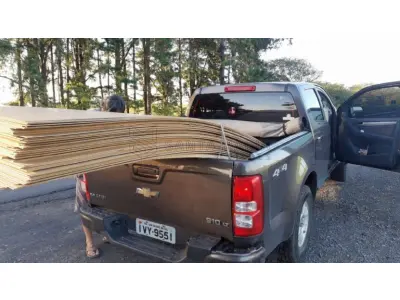 LOTE 001 - Caminhonete marca/modelo CHEVROLET/S10 LT DD4A, ano/modelo 2014/2015, placa IVY9551, RENAVAM 1021050382, cor cinza.