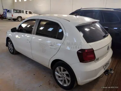 LOTE 001 - VW Gol 1.0 L MC5, ano/modelo 2021/2022, branco, 4 portas, funcionando, placas JBD5G29, RENAVAM 1288312480.