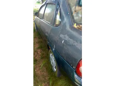 LOTE 001 - Veículo GM/CLASSIC SPIRIT, ano/modelo 2006/2006, placas DJP0764, RENAVAM 888090390, na cor verde. Veículo parado no depósito deste leiloeiro desde 08/11/2021.