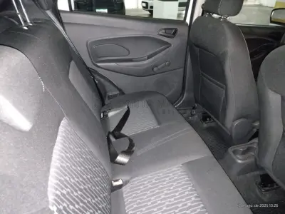 LOTE 007 - Veículo Ford Ka Hatch 1.5, 2014/2015, placas IWD4605, 4 cilindros.