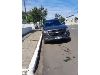 LOTE 001 - Caminhonete CHEVROLET/S10 LT DD4A, ano/modelo 2019/2020, placas IZU6J90, RENAVAM 1218178318, na cor cinza.
