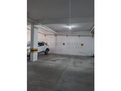 LOTE 001 - Box garagem n° 03, localizado no subsolo do Edifício Residencial Órion, na rua Conde de Porto Alegre n°953 em Santa Maria/RS, com a área privativa de 11,9070m², uma área total de 24,5237m² e fração ideal equivalente a 0,0030404 no terreno e coisas de uso comum. Matriculado sob n°112.720 do CRI de Santa Maria/RS.