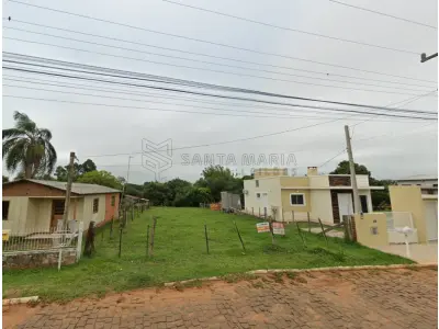 LOTE 001 - Um terreno com 480m², localizado na rua José Chequim entre as casas número 1095 e 1115 na cidade de Santiago/RS, medindo 12m de frente por 40m de frente a fundos. No quarteirão formado pelas ruas José Chequim e Av. Aparício Mariense, lado par, distando 79m da esquina da Avenida Aparício Mariense. Matriculado sob nº3.598 do CRI de Santiago/RS.
