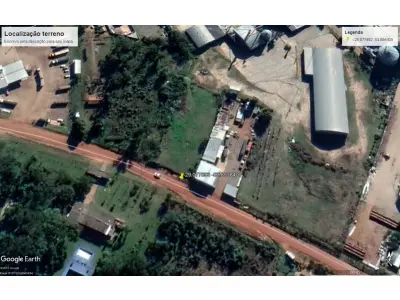 Lote n°16, com área de 5.129,75m², de forma irregular, localizado na Rua Protásio Lima, a qual está asfaltada e distante 200,50m da bifurcação da Av. Presidente Getúlio Vargas, na cidade de Tupanciretã, na quadra 51, lado ímpar, com as seguintes medidas e confrontações: ao Norte, 59m, sendo 18m com o lote nº 11, 41m com o lote nº 12; a Leste, 117m com o lote nº 17; ao Sul, 38m com o prolongamento da rua Antônio Silveira; e, ao Oeste, 120m, sendo 91m com o lote N e 29m com o lote 15. Matriculado sob n°7.946 do CRI de Tupanciretã/RS.