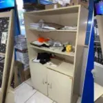 LOTE 005 - MOBÍLIA E EQUIPAMENTOS DE ESCRITÓRIO.