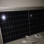 SISTEMA DE GERAÇÃO FOTOVOLTAICA ON GRID 4,95 WP, MARCA HT, MODELO HT72-18C, NÚMERO DE SÉRIE 0100020910, COMPOSTO POR 9 (NOVE) MÓDULOS COM POTÊNCIA DE 550 W CADA E 1 (UM) INVERSOR DE CORRENTE, MODELO MIN 5000TL-X, POTÊNCIA DE 0,5 KW, MONOFÁSICO 220V, COM 2 MPPTS E POTÊNCIA NOMINAL DE 5 KW.