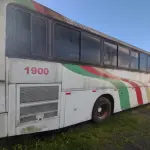 LOTE 002 - Ônibus M.BENZ/COMIL CAMPIONE R, ano/modelo 1998/1998, placas IIU7417, RENAVAM 715506498, na cor branca, situação: ruim.