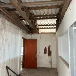 LOTE 001 - Sala comercial nº 701, localizada no sétimo andar do ‘’Edifício Ouro Preto’’, situado na zona urbana da cidade de Santa Maria/RS, á Rua Alberto Pasqualini, esquina da Rua Floriano Peixoto, sob nº25, sala essa de frente e de centro de quem olha o prédio pela rua Alberto Pasqualini, possuindo a área real privativa de 214,68m², área real total de 262,65m², correspondendo-lhe uma fração ideal de 0,0807 no terreno e nas coisas de uso comum. Matriculado sob nº 55.373 do CRI de Santa Maria/RS.  Conforme laudo de avaliação, o bem encontra-se sem aberturas externas e internas, telhado sem forro, sem instalação elétrica, pisos e paredes inacabados.