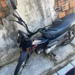 LOTE 001 - Motocicleta HONDA/POP100, ano/modelo 2012/2012, placa ITM6548, RENAVAM 484341391, na cor roxa.