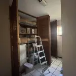 SALA COMERCIAL Nº 01, NO EDIFÍCIO TÍVOLI EM SANTA MARIA/RS, COM UMA ÁREA PRIVATIVA DE 138,040 M² E O BOX GARAGEM Nº 08, LOCALIZADO NO SEGUNDO SUBSOLO OU PRIMEIRO PAVIMENTO DO EDIFÍCIO TÍVOLI, AMBOS SITUADOS  À RUA FLORIANO PEIXOTO, Nº 611 EM SANTA MARIA/RS. MATRICULADOS SOB Nº 85.105 E 85.098 DO CRI DE SANTA MARIA/RS.